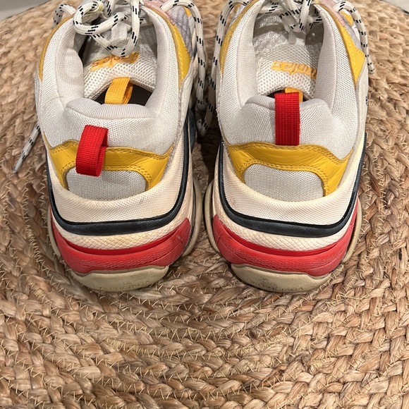 BALENCIAGA TRIPLE S SNEAKERS SIZE 41 - Picture 5 of 9